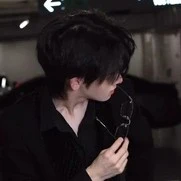 Hwang Seungwoo_ba hắn
