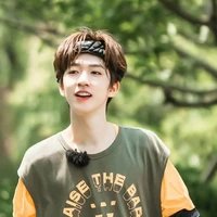 Hạ Tuấn Lâm_cậu