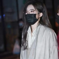 Thẩm Mộng Dao (chị)