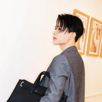 Bùi Anh Tú(32t)