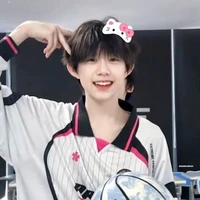 Trần Dịch Hằng(em)