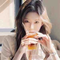 Lê Khánh Ngân { ♌︎ }