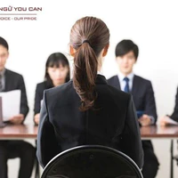 Người phỏng vấn 2