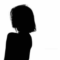 Nhân vật nữ bí ẩn 
