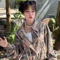 Lê Thy Ngọc 