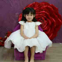 Lee Rora 
