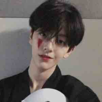  Kim Nhất Anh(cô)