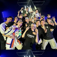 all ( bạn rhy có cả rhy )