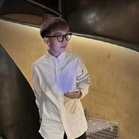 [Võ Vương Linh]