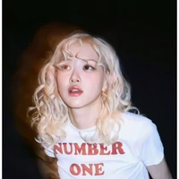 Chae-young(Rosé)[chị gái]