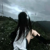 Quang Nguyệt Thiển/guāng yuè Tiăn