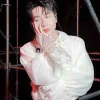 Lê Quang Hùng-phone 