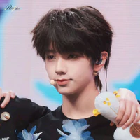 Vương Lỗ Kiệt_K