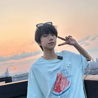 Nhiếp Vĩ Thần_hắn