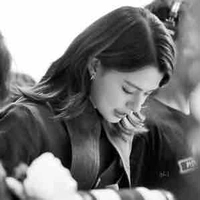 Becky Rebecca Patricia Armstrong (Nàng)