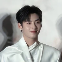 Hùng Huỳnh