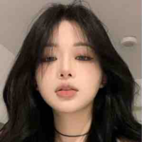 Nguyễn Ngọc Thanh Trà(mẹ anh)