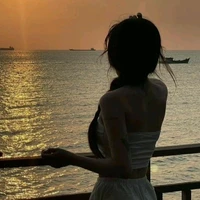 Trần Mỹ Linh ( mẹ kế em)