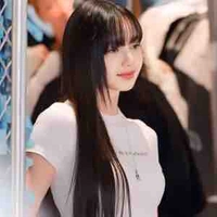 Lalisa Manobal