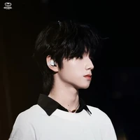 Vương Lỗ Kiệt_W