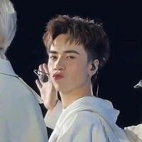 Quang Hùng | Nguyên Chủ |