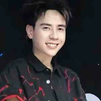 Lê Quang Hùng 