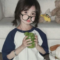 Đường Nhược Hy _ lúc bé