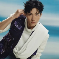 Nguyễn Anh Tú(voi bản đôn)