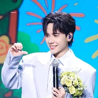 Lê Quang Hùng – Phone