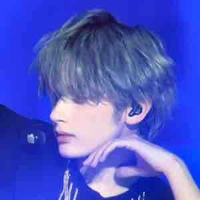 huening_kaiii