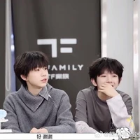 Tác giả đzai nhất