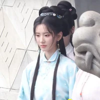 Vinh Quân Nga