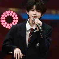 Trần Dịch Hằng ( H )