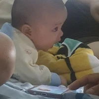 Cháu của tác giả á=))