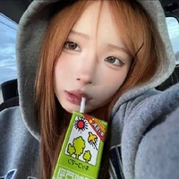 Lục Minh Tuyết_Stella