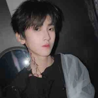 Kỳ Hàm : bé