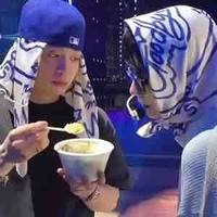 Tác giả ume Hàn Ung