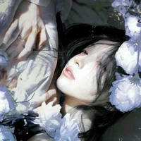 Phạm Tú Cẩm Phong _ TussPhong _ 02