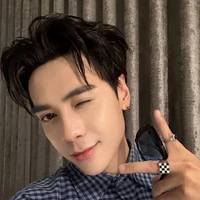 Lê Quang Hùng(QHM)