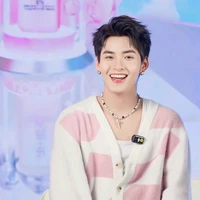 Huỳnh Hoàng Hùng_Hùng Huỳnh_•99•