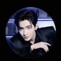 Hùng Huỳnh