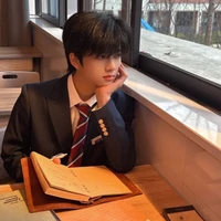 Trương Hàm Thuỵ