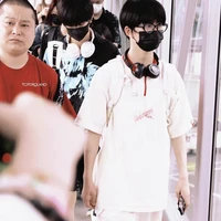 Hana iu Left
