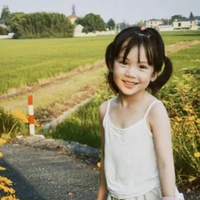 Hà Thư Anh(lúc nhỏ)