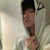 Vương Khải Phong _vunPog_ 