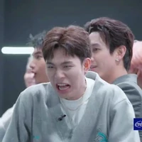 Nhỏ tg 
