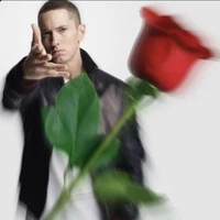 Ai đây tự biết