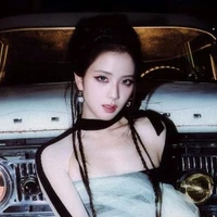 Kim Jisoo - chị