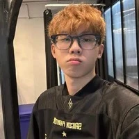 Nguyễn Hữu Đạt/Phoenix