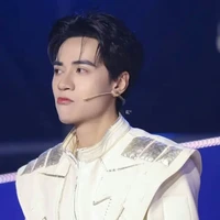 Quang Hùng